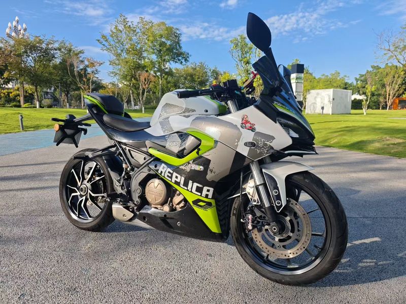 QJMOTOR 赛250