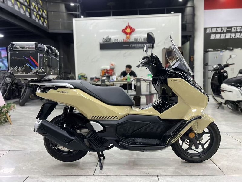 五羊本田 NWG150