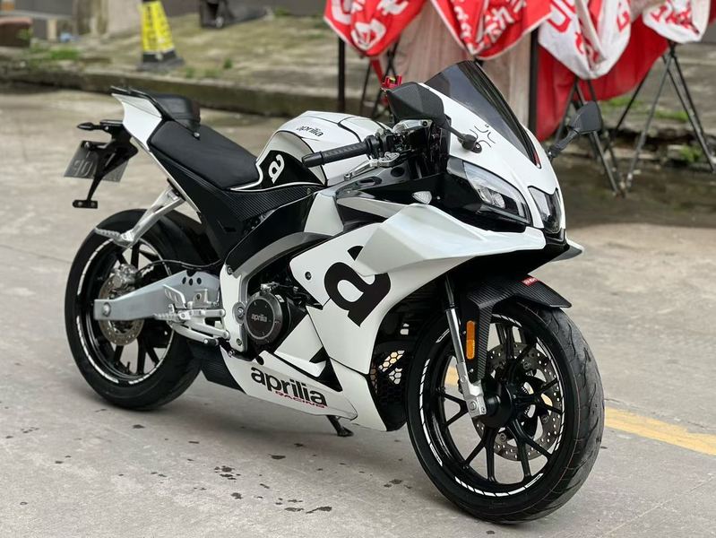 宗申阿普利亚 GPR250R