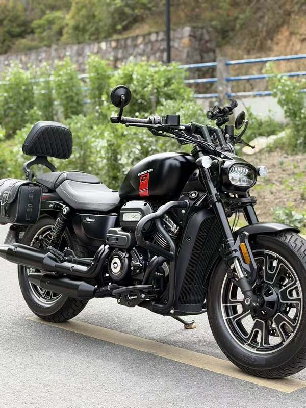 QJMOTOR 闪250