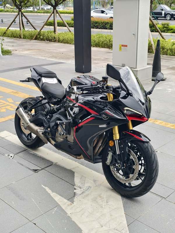 QJMOTOR 赛600