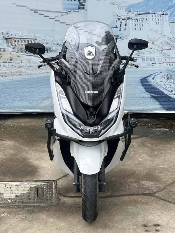 五羊本田 PCX