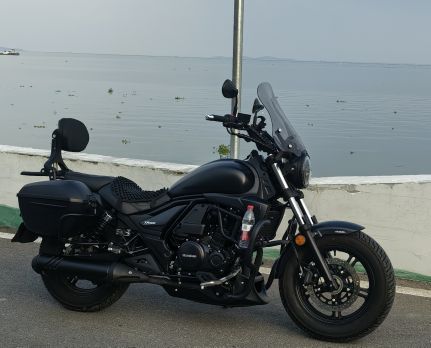 豪爵 TR300