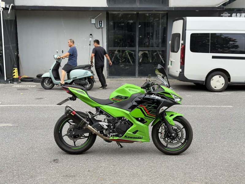 川崎 Ninja 400