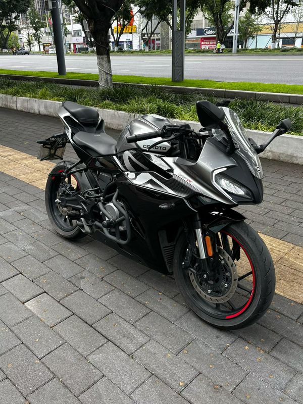 春风 250SR