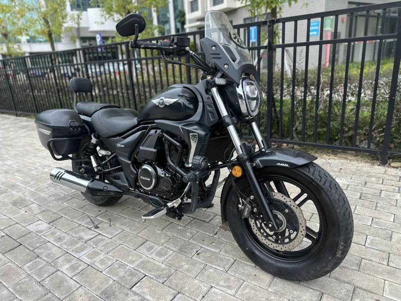 豪爵 TR300