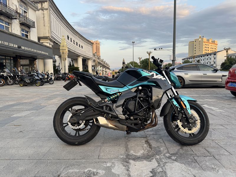 春风 400NK