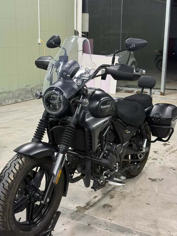 豪爵 TR300