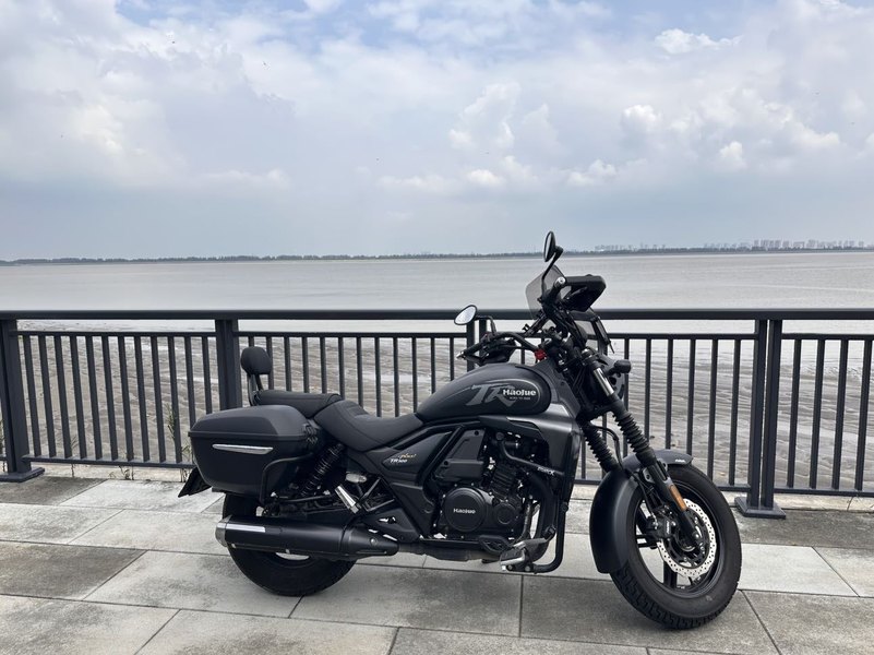 豪爵 TR300