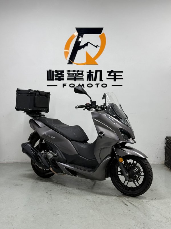 QJMOTOR 鸿150 City