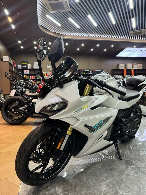 春风 250SR