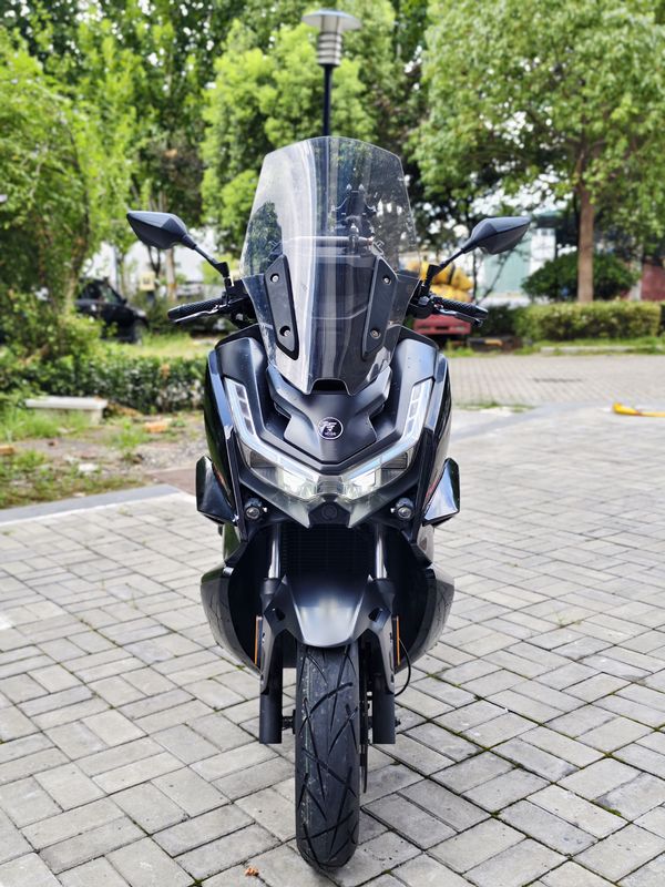 无极 SR250GT
