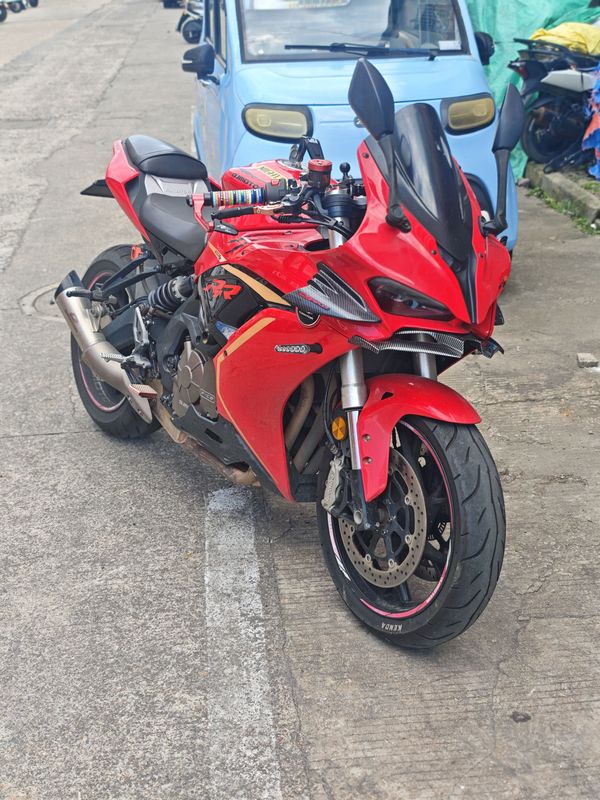 QJMOTOR 赛600