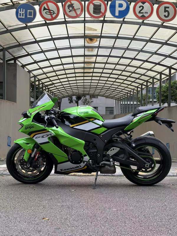 川崎 Ninja ZX-10R