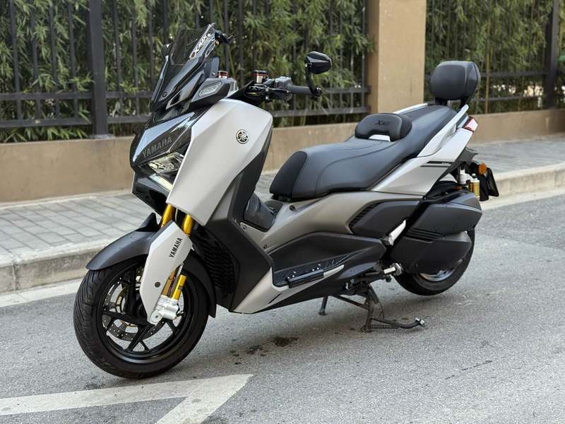 雅马哈 XMAX