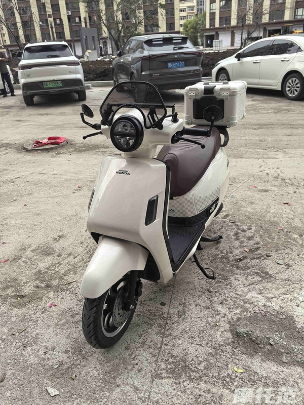 新大洲本田 NS125LA