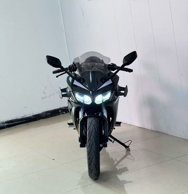 无极 250RR