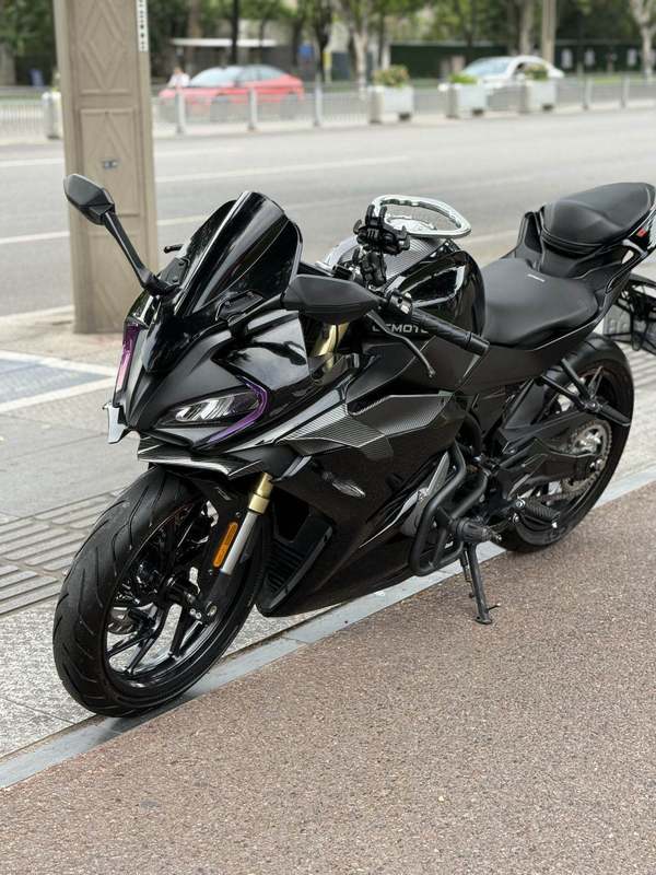 春风 250SR