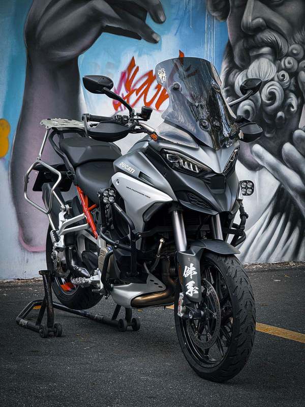 杜卡迪 Multistrada V4