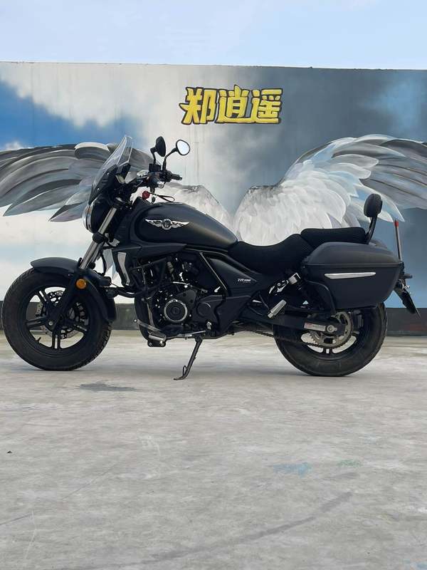 豪爵 TR300