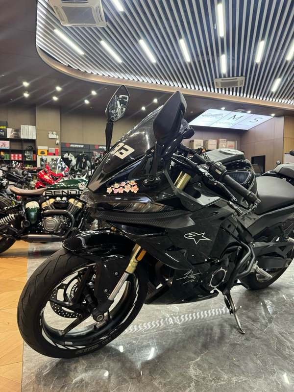 无极 RR525