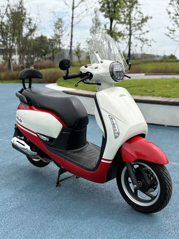新大洲本田 NS125LA