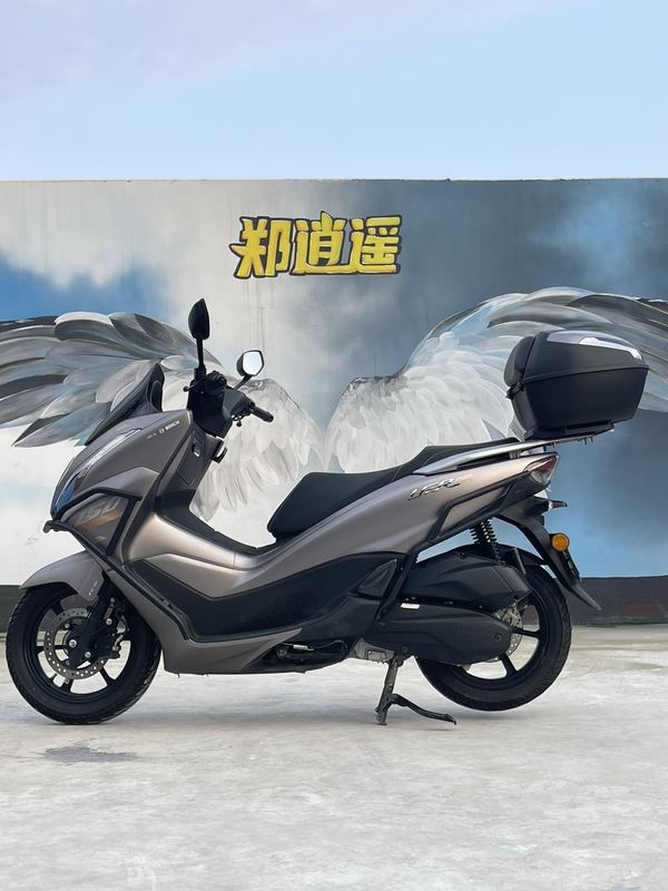 豪爵 UFR150