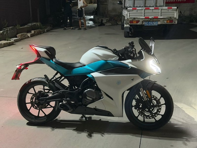 春风 250SR