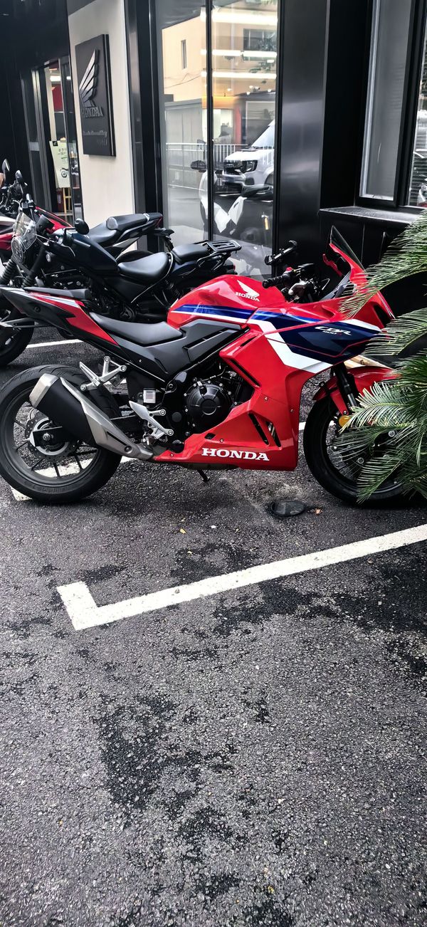 本田WING CBR400R