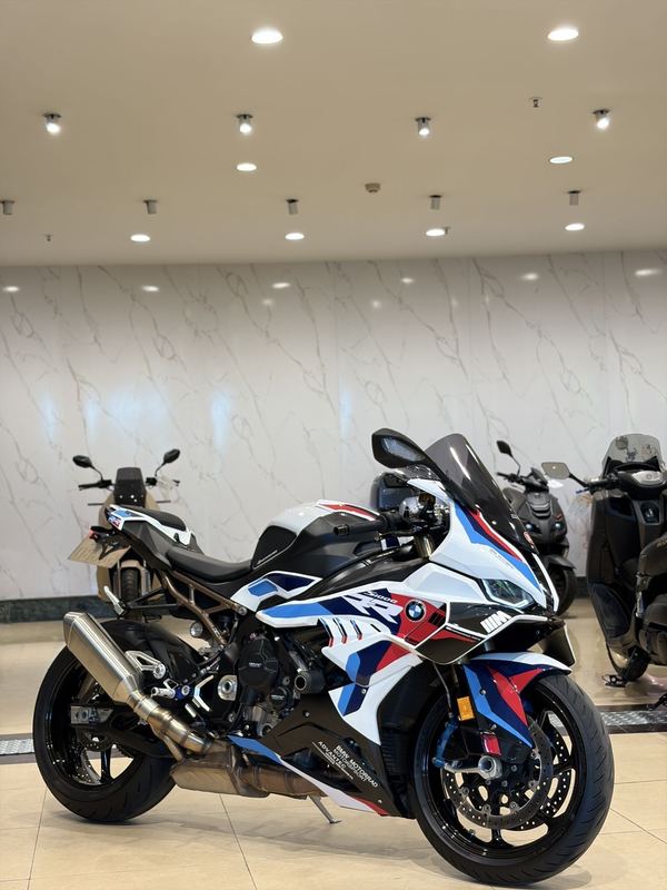 宝马 S 1000 RR