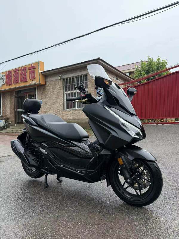 本田WING NSS350