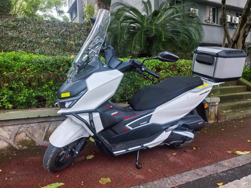 新大洲本田 NS150GX