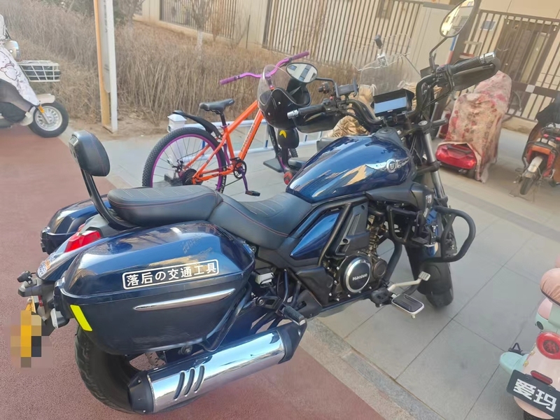 豪爵 TR300