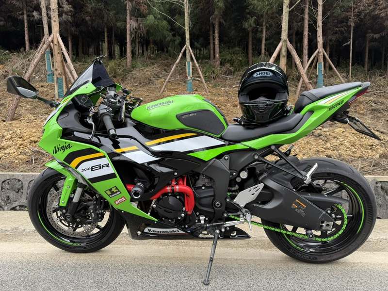川崎 Ninja ZX-6R 