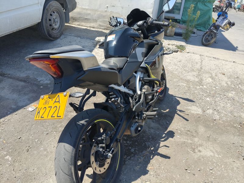 春风 250SR