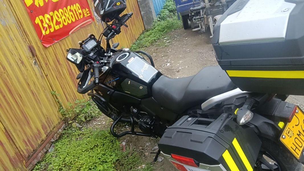 豪爵铃木 DL250