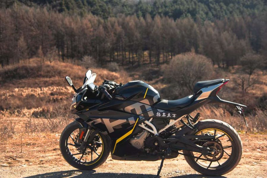 春风 250SR