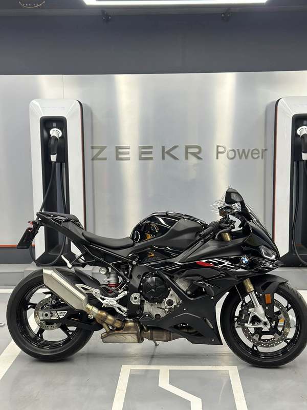 宝马 S 1000 RR