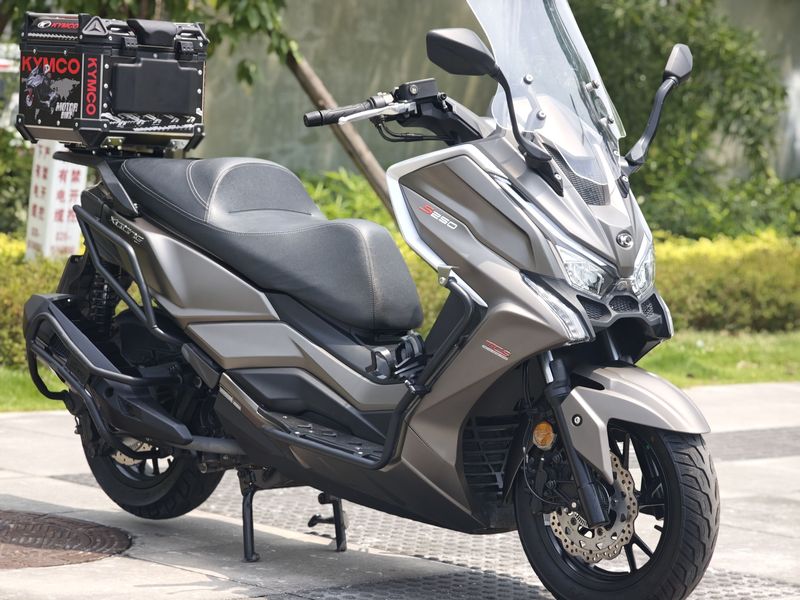 光阳 赛艇 S250