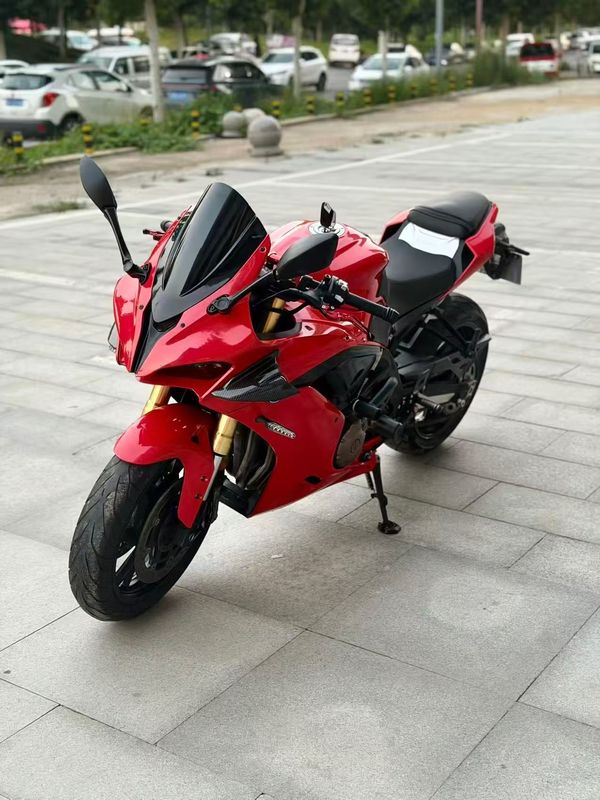 QJMOTOR 赛600