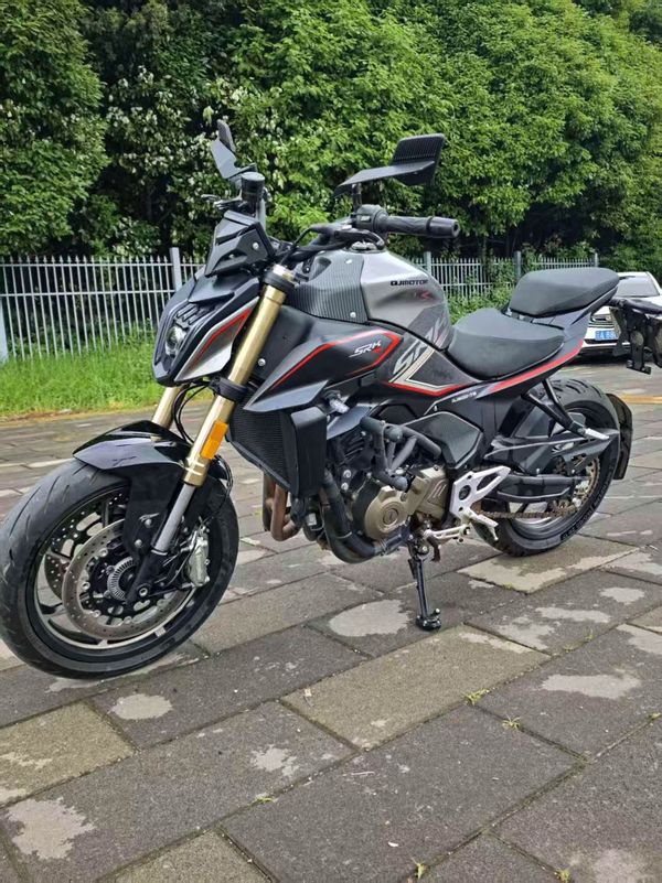 QJMOTOR 追550