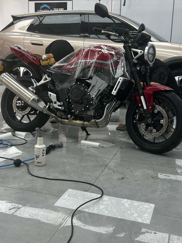 本田 CB500 Super Four