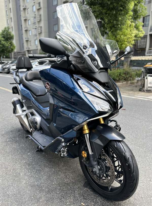 本田DREAMWING NSS750