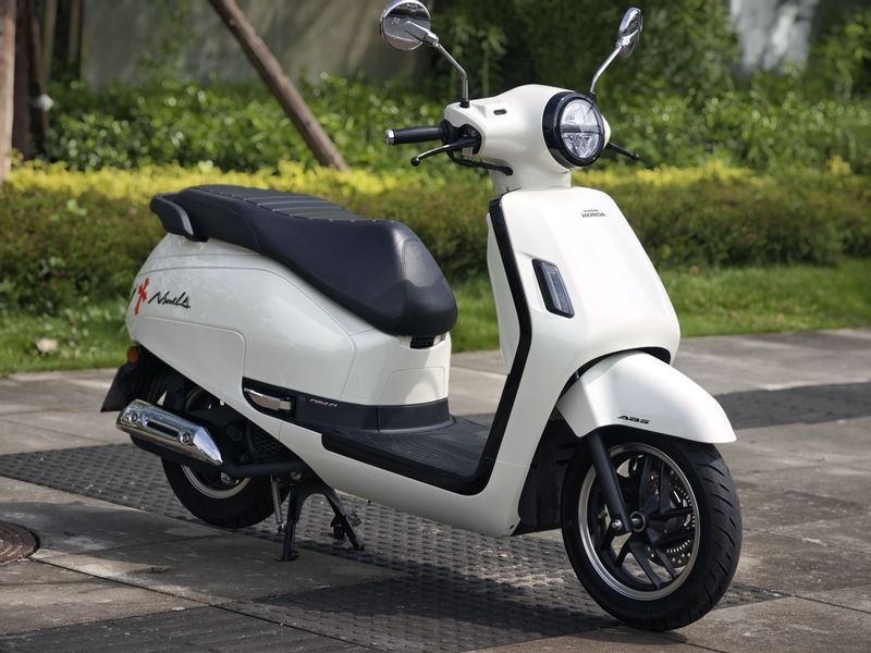 新大洲本田 NS125LA