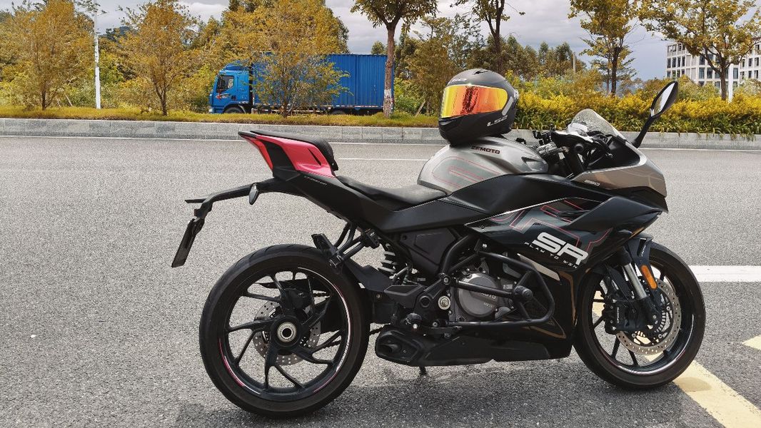 春风 250SR