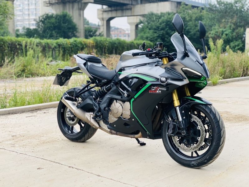 QJMOTOR 赛600