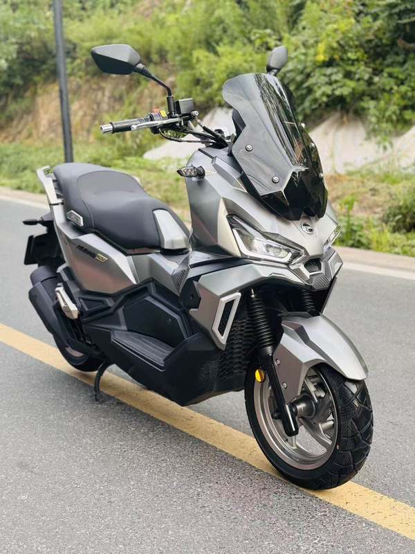 SYM三阳 Husky ADV 150