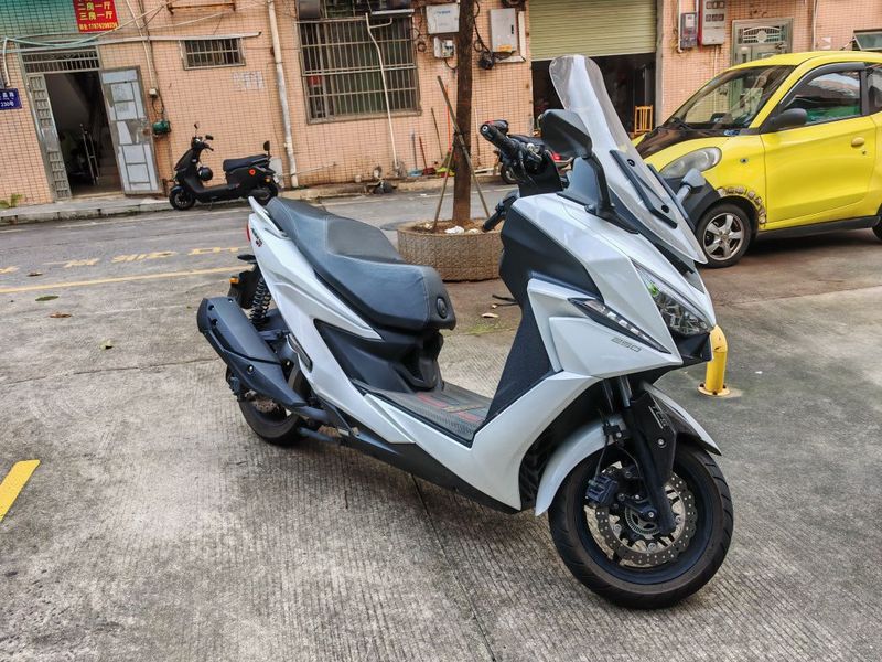 光阳 赛艇 ST250