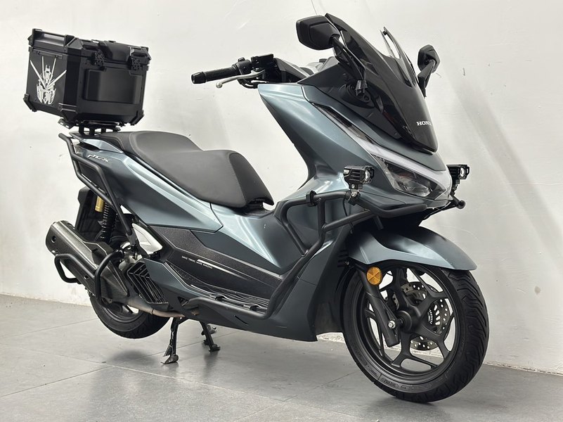 五羊本田 PCX
