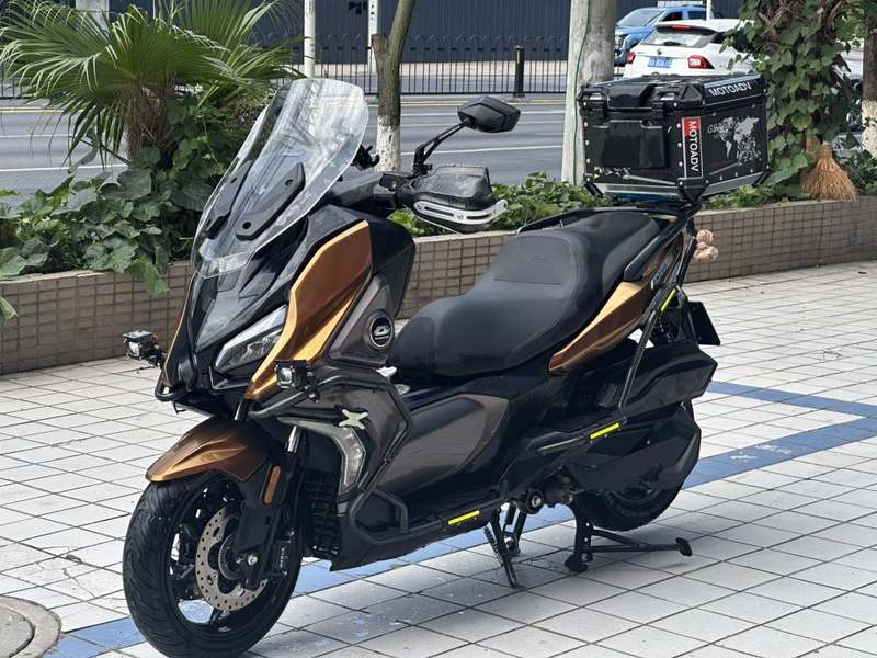 QJMOTOR 鸿350